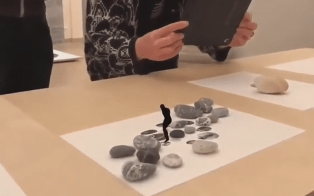 Combining Art Gallery and Augmented Reality